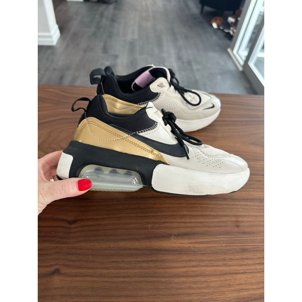 SOLD - Picture 5 of 11